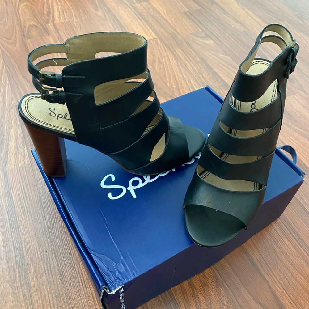 Women’s size 10 shoes